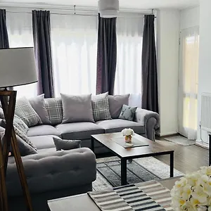  Apartment East -studio