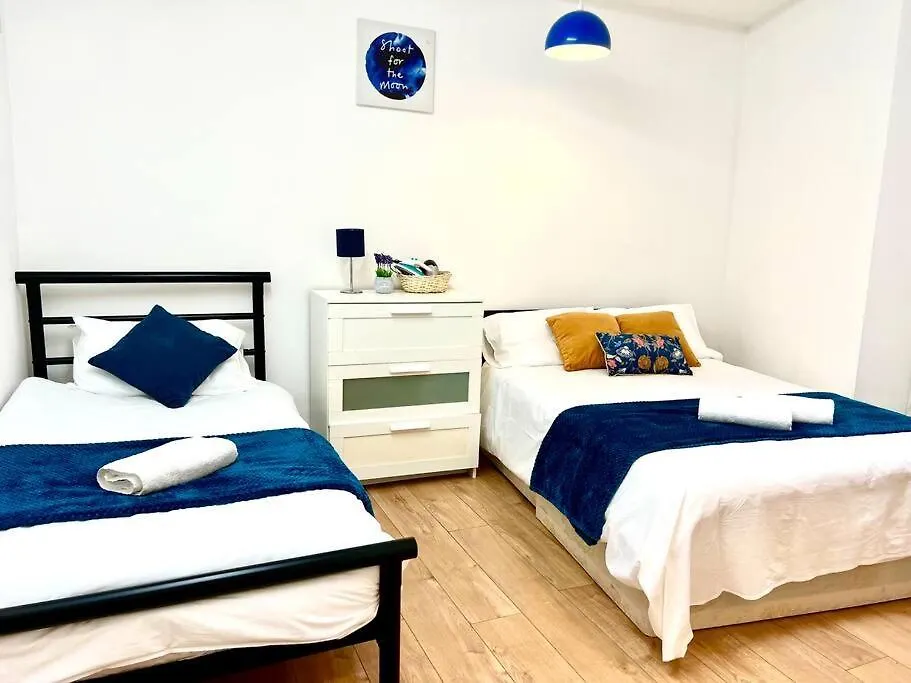 Brilliant One Bedroom Flat In London location